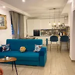 Fifi Home